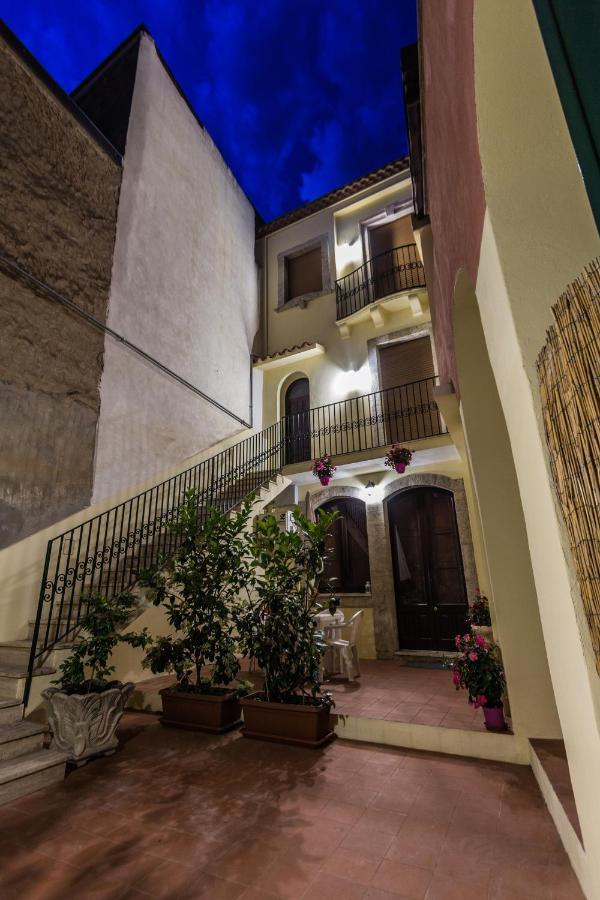 Valverde E Taormina